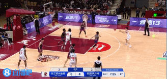 神來之筆！阿不都對抗防守 失衡后拋投打板命中還要加罰